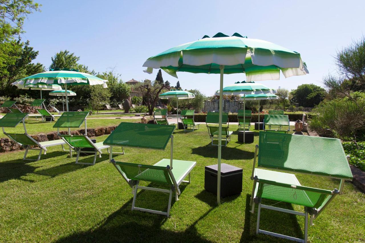 & Hotel 4*